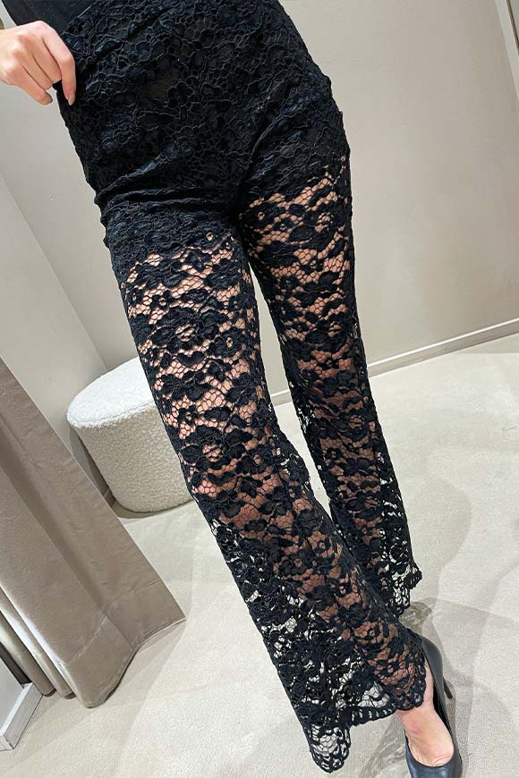 Pantaloni in pizzo