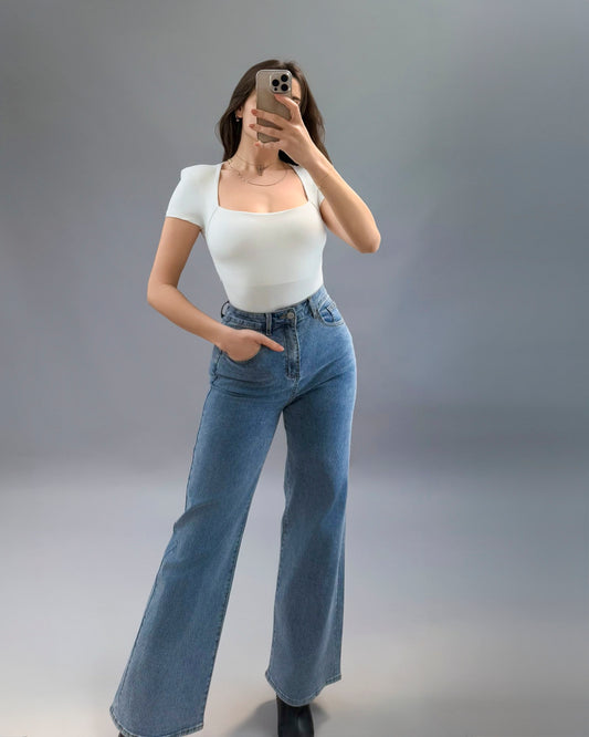 Body scollo quadrato