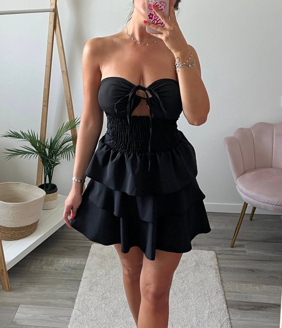 Vestito corto con balze