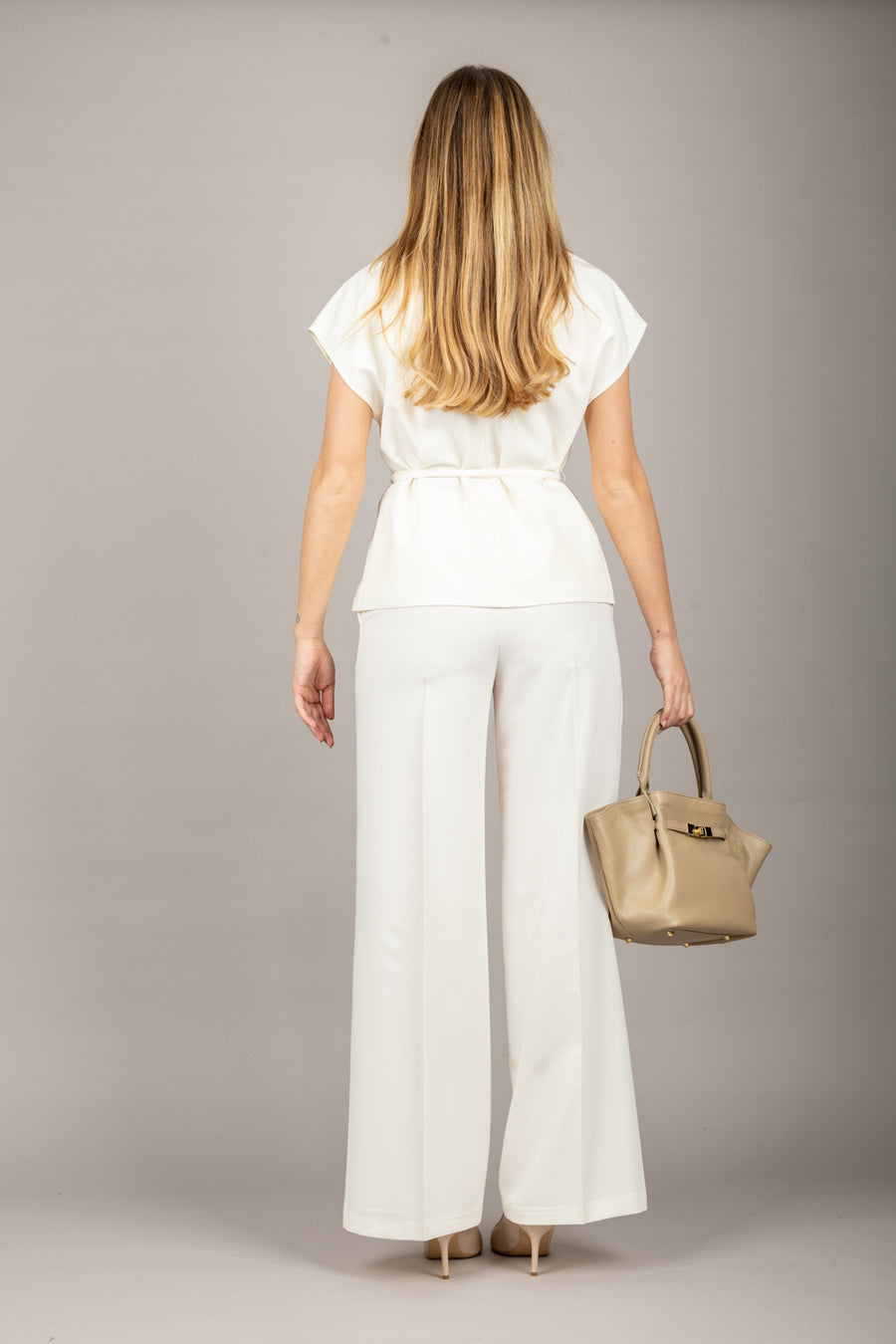 Completo gilet e pantalone a palazzo