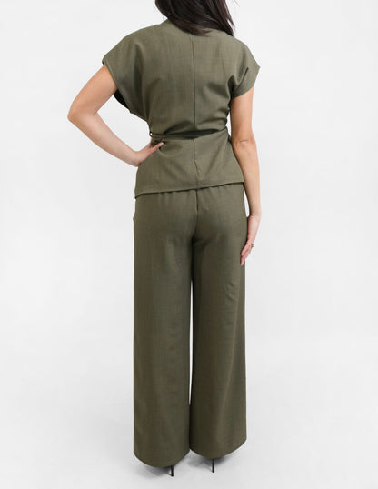 Completo gilet e pantalone a palazzo