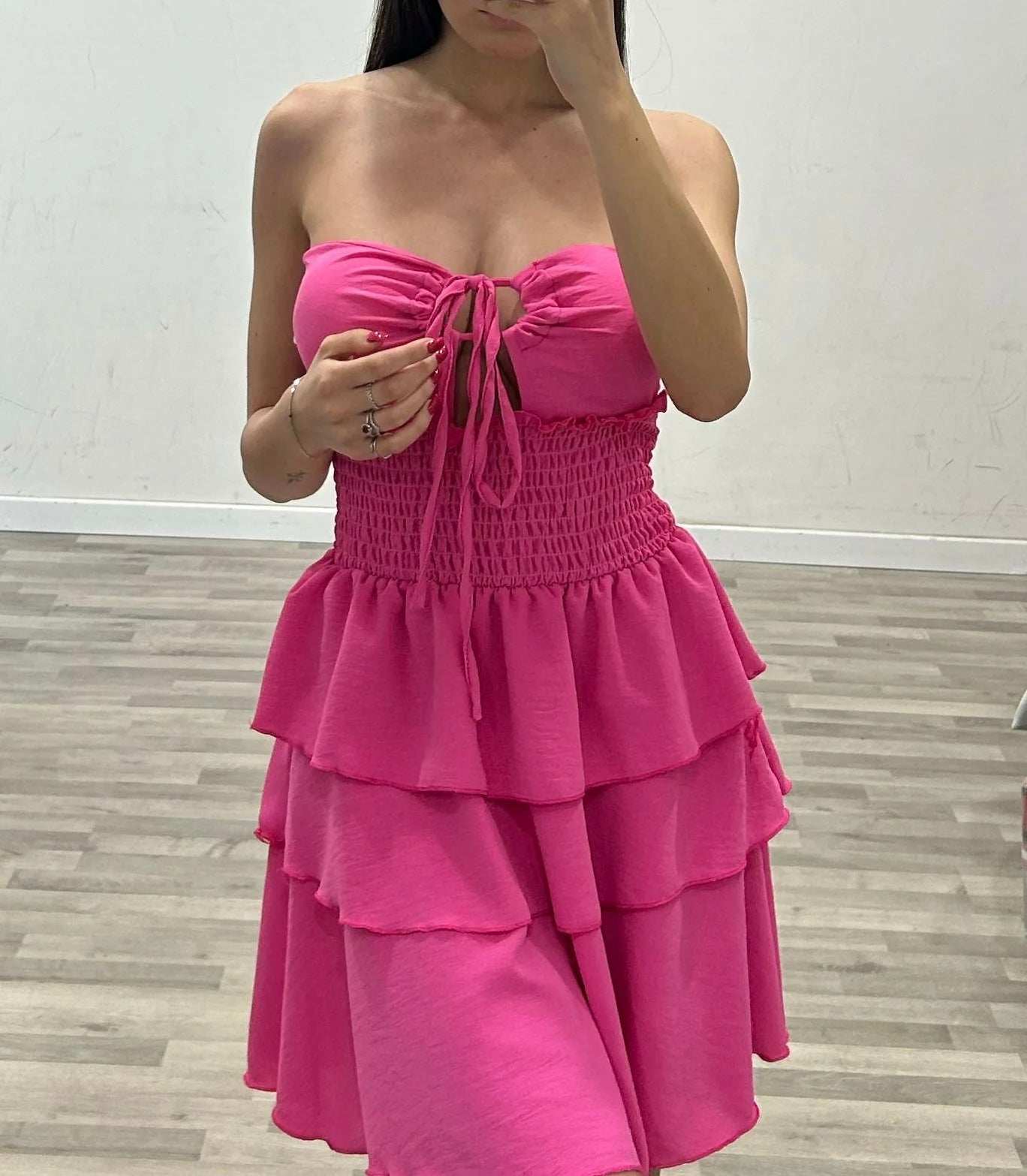 Vestito corto con balze