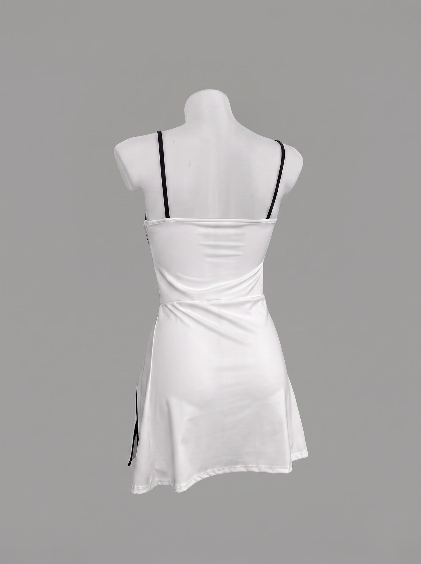 Mini dress con pantaloncino